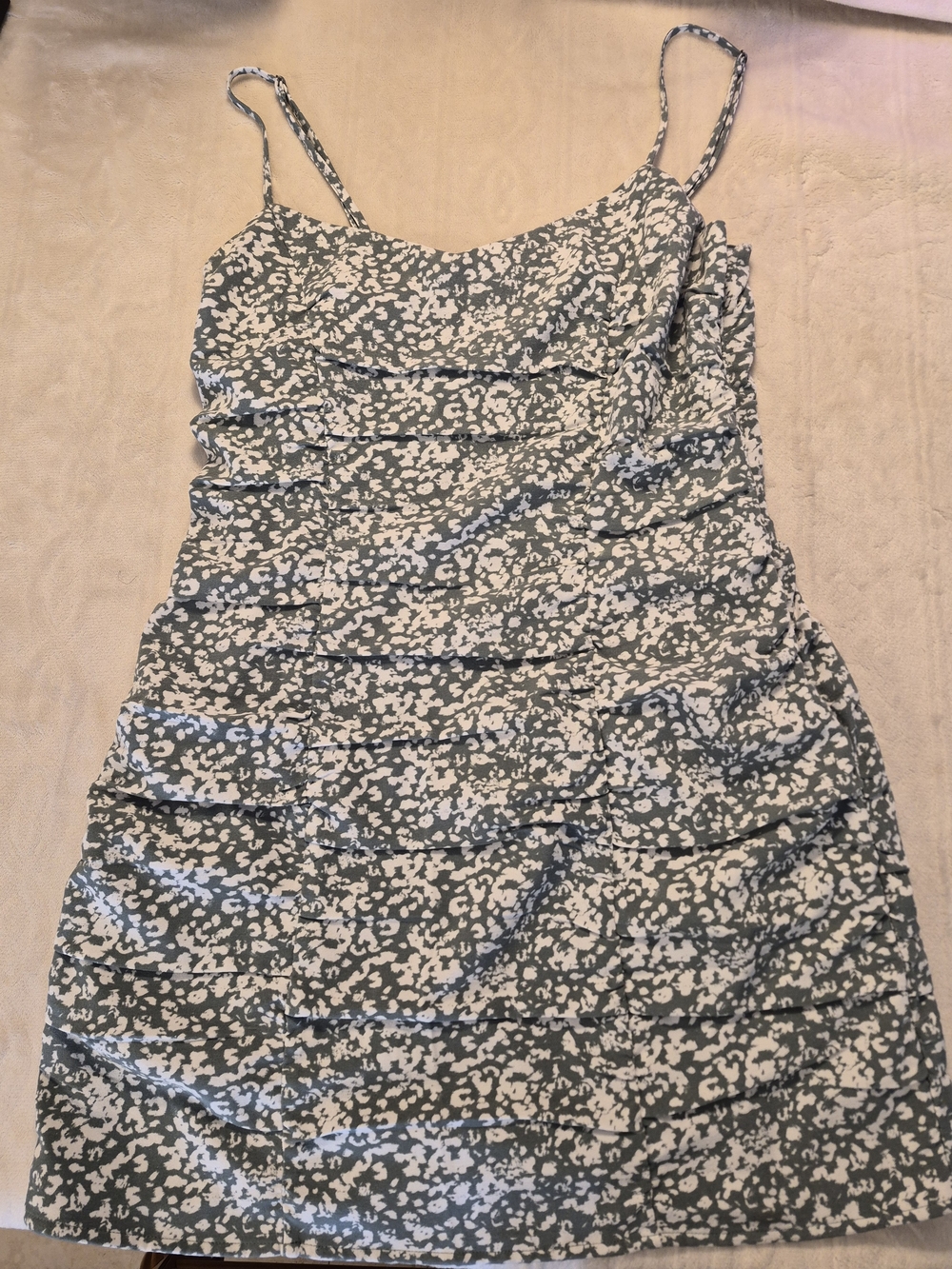 Abercrombie & Fitch ruched/tiered floral mini dress
